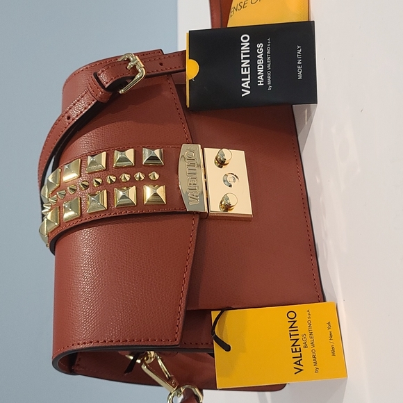 PRICE DROP ✅Valentino Studded Leather Should Bag ✨ New with Tag & Authenticity - Picture 2 of 10